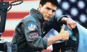 Tom Cruise nhận đóng 'Top Gun' sau chuyến bay nhào lộn