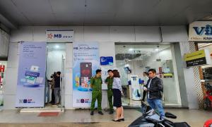 Lâm Đồng: Một khách hàng phát hiện 37 triệu đồng tại cây ATM