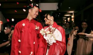 Lễ cưới độc đáo của ái nữ gia tộc có nếp sống thiền bí ẩn ở Việt Nam