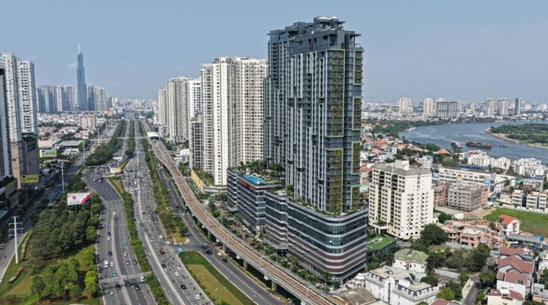 NHỮNG GIÁ TRỊ BỀN VỮNG ĐỊNH HÌNH CHUẨN MỰC QUỐC TẾ TẠI KHU ĐÔNG